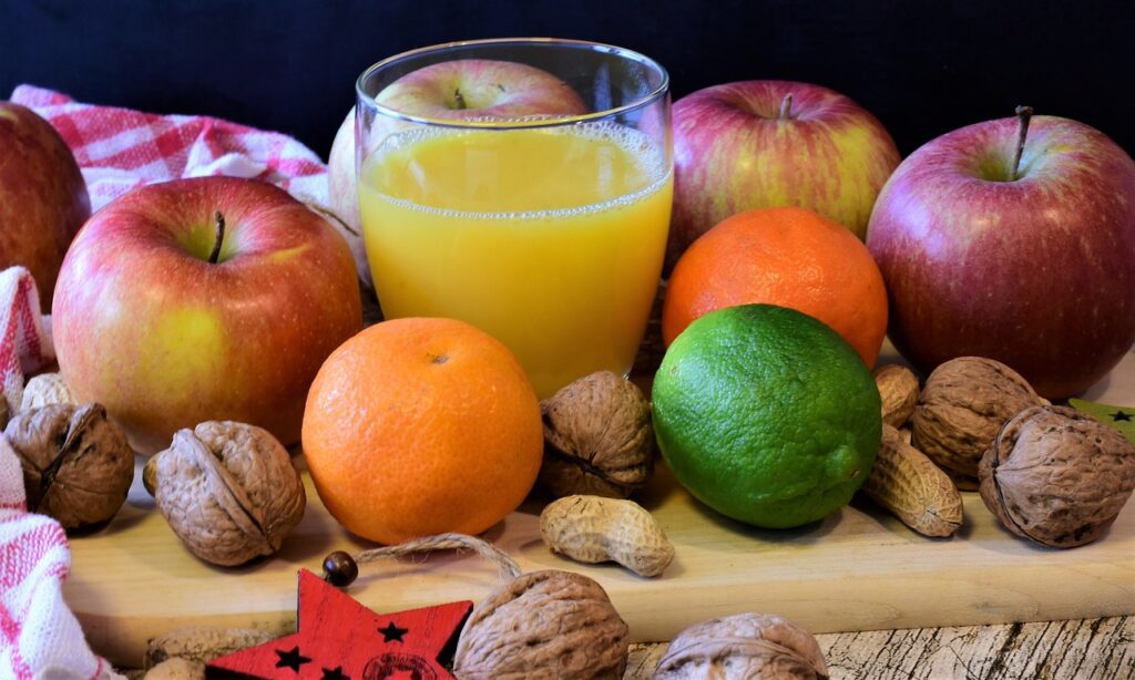 fruit, apple, tangerines-3965383.jpg
