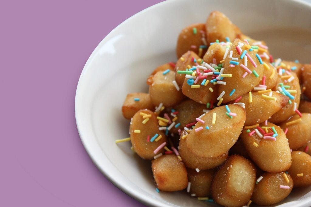 sweet, struffoli, typical dessert-647312.jpg